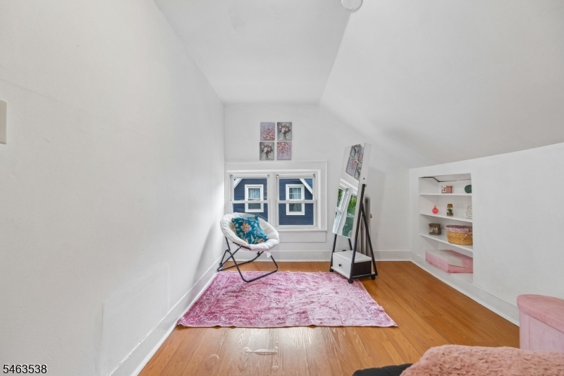 20 Ridgeview Avenue West Orange NJ 07052
