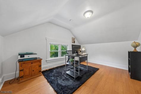 20 Ridgeview Avenue West Orange NJ 07052