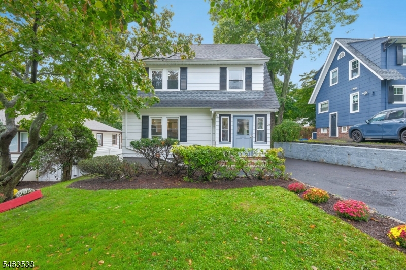 20 Ridgeview Avenue West Orange NJ 07052