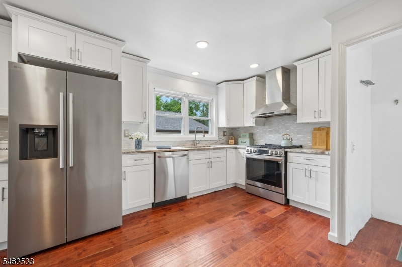 20 Ridgeview Avenue West Orange NJ 07052