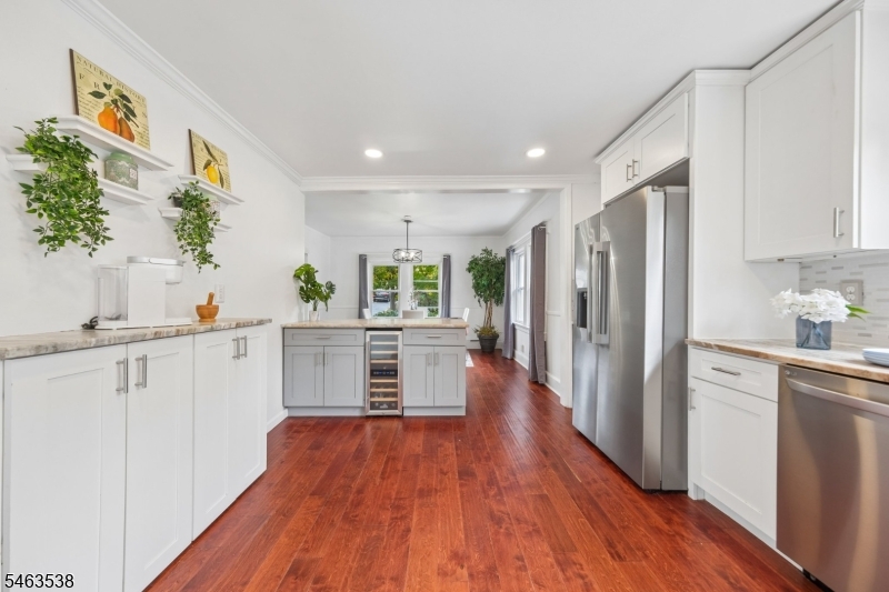 20 Ridgeview Avenue West Orange NJ 07052