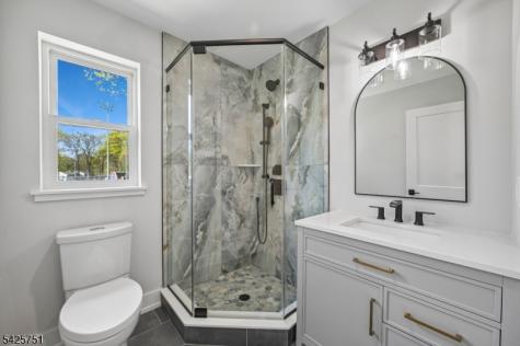136 Irwin Street Springfield NJ 07081