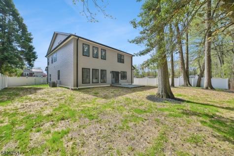 136 Irwin Street Springfield NJ 07081