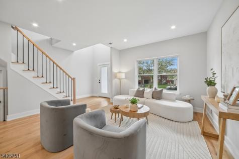 136 Irwin Street Springfield NJ 07081