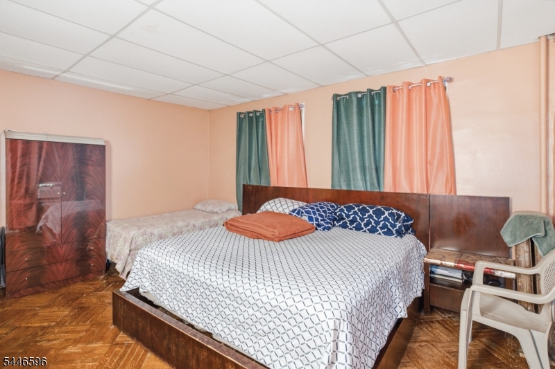 233 Meeker Avenue Newark NJ 07112