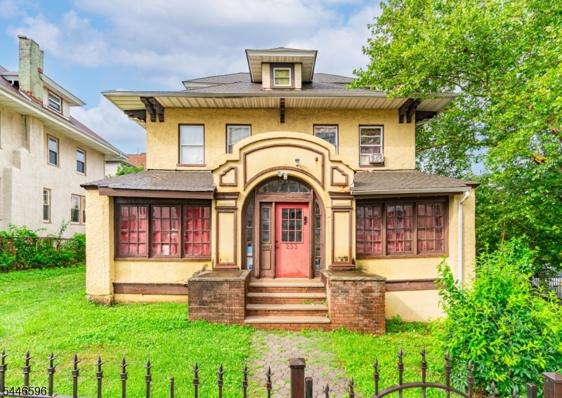 233 Meeker Avenue Newark NJ 07112