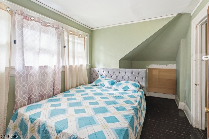 233 Meeker Avenue Newark NJ 07112