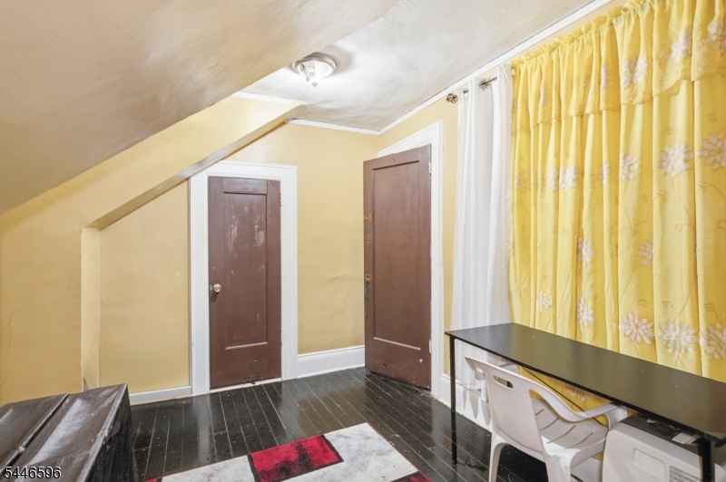233 Meeker Avenue Newark NJ 07112