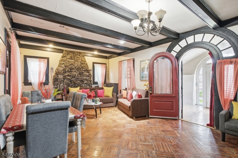 233 Meeker Avenue Newark NJ 07112