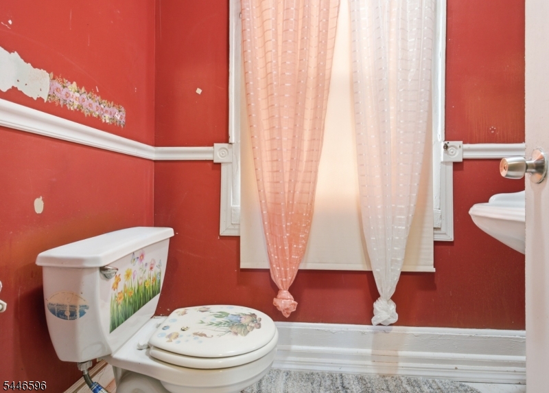 233 Meeker Avenue Newark NJ 07112