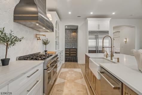 464 Cherry Lane Mendham NJ 07945