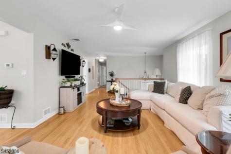 5 Van Allen Place Pequannock NJ 07444