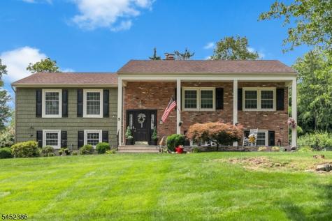 5 Van Allen Place Pequannock NJ 07444