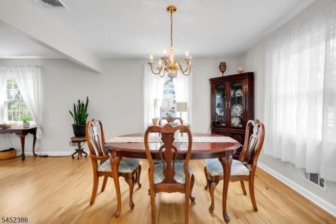 5 Van Allen Place Pequannock NJ 07444