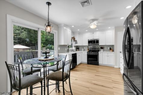 5 Van Allen Place Pequannock NJ 07444