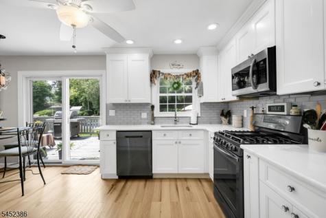 5 Van Allen Place Pequannock NJ 07444