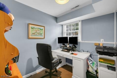 5 Van Allen Place Pequannock NJ 07444