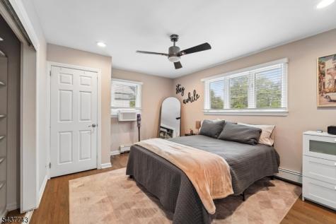 13 Crane Terrace Verona NJ 07044