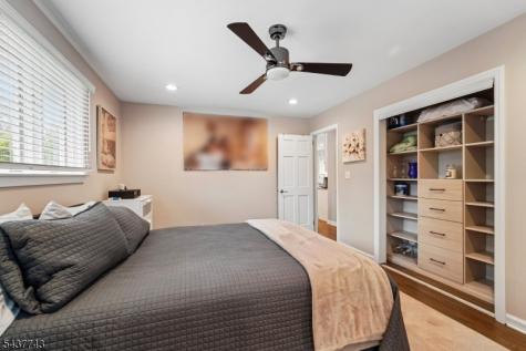 13 Crane Terrace Verona NJ 07044