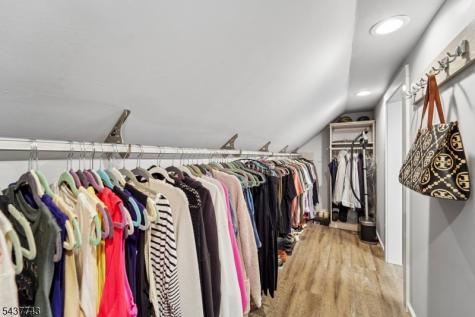 13 Crane Terrace Verona NJ 07044