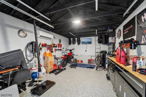 13 Crane Terrace Verona NJ 07044