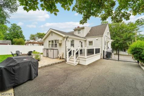 13 Crane Terrace Verona NJ 07044