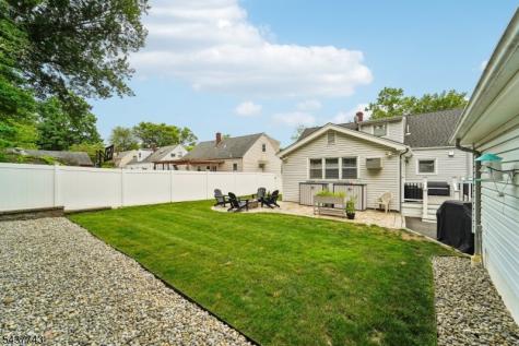 13 Crane Terrace Verona NJ 07044