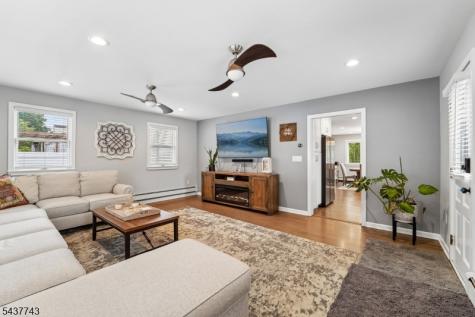 13 Crane Terrace Verona NJ 07044