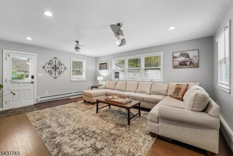 13 Crane Terrace Verona NJ 07044