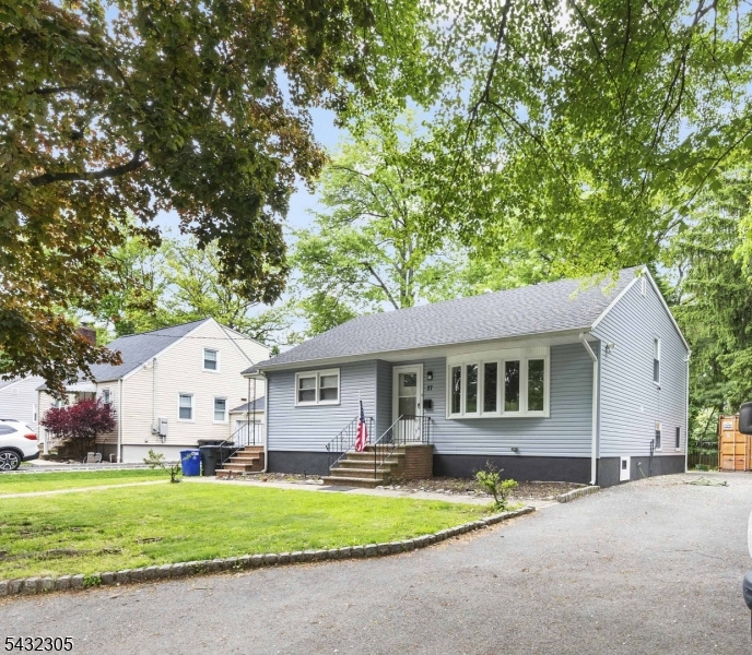 27 Alvin Terrace Springfield NJ 07081