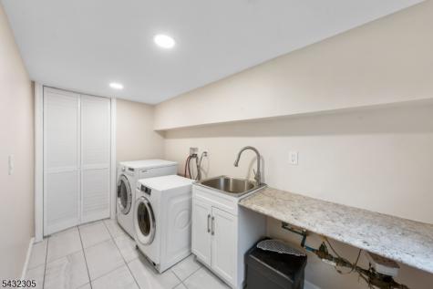 27 Alvin Terrace Springfield NJ 07081