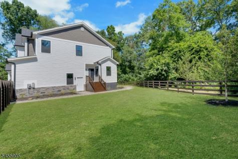 21 Kuntz Avenue Berkeley Heights NJ 07922