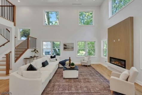 21 Kuntz Avenue Berkeley Heights NJ 07922