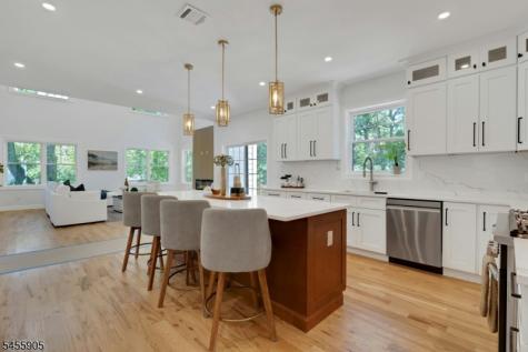 21 Kuntz Avenue Berkeley Heights NJ 07922