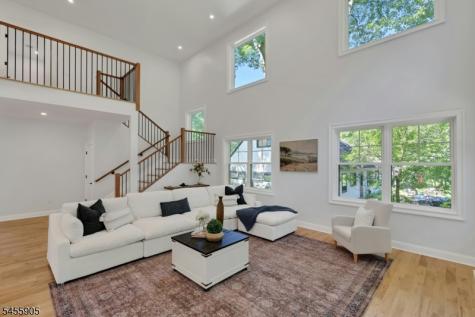 21 Kuntz Avenue Berkeley Heights NJ 07922