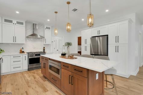 21 Kuntz Avenue Berkeley Heights NJ 07922