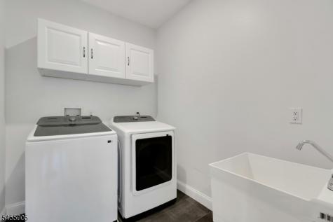 21 Kuntz Avenue Berkeley Heights NJ 07922