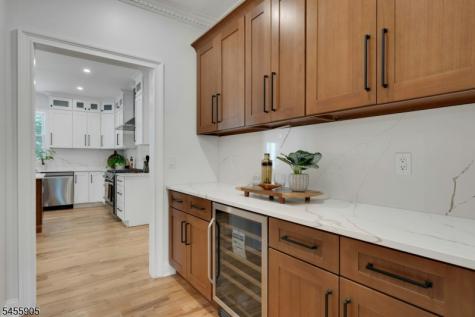 21 Kuntz Avenue Berkeley Heights NJ 07922