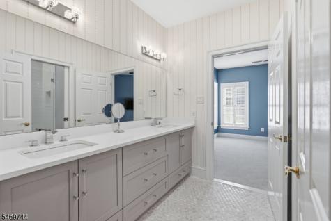 1 Buckeye Lane Raritan NJ 08822