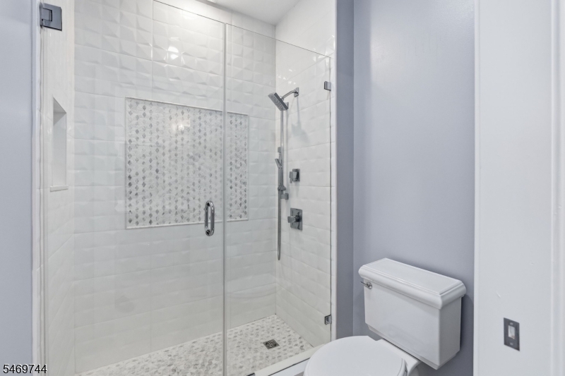 1 Buckeye Lane Raritan NJ 08822