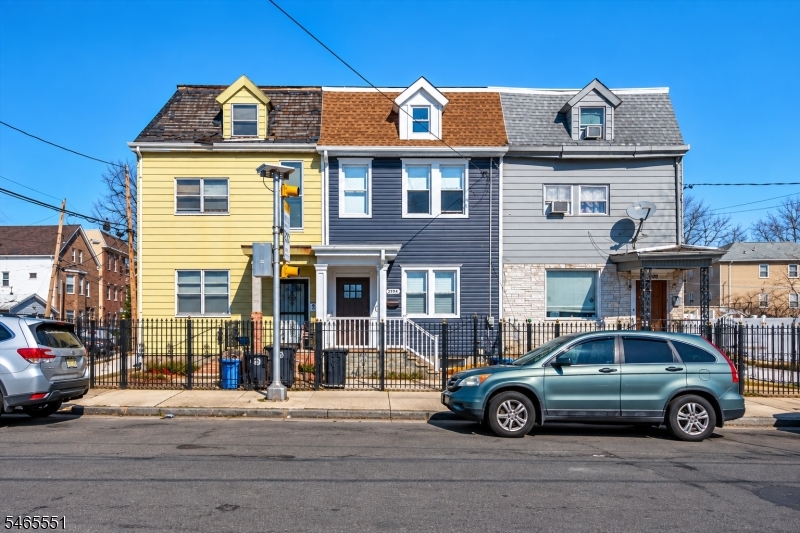 299 7TH Avenue Newark NJ 07107