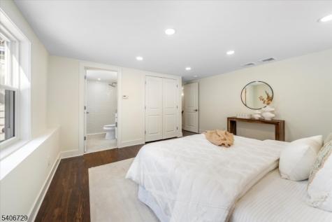 12 Lane Court Montclair NJ 07043