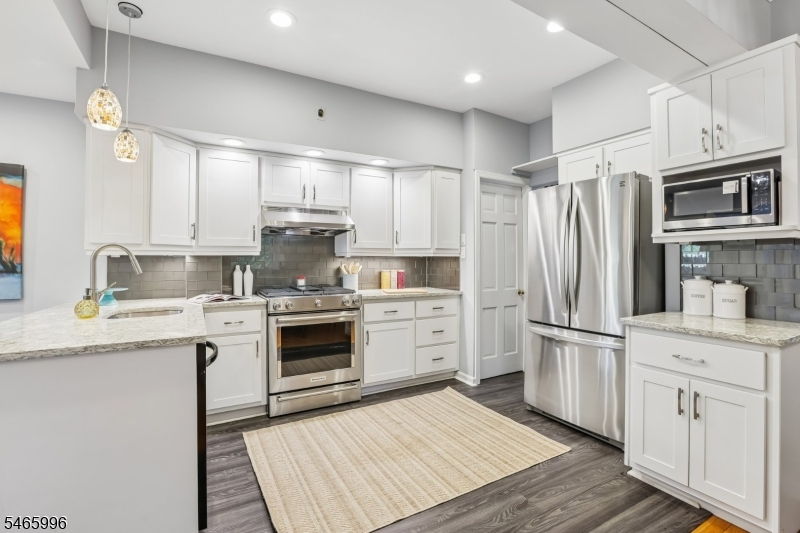 33 Myrtle Avenue Nutley NJ 07110