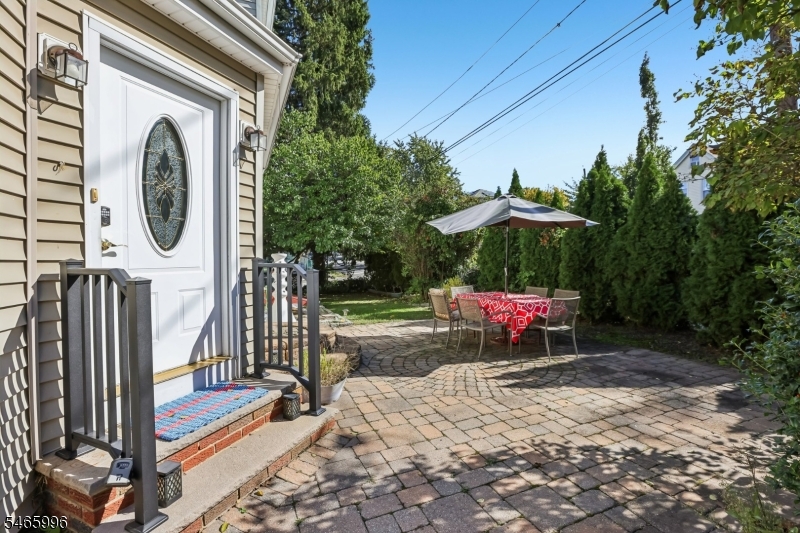 33 Myrtle Avenue Nutley NJ 07110