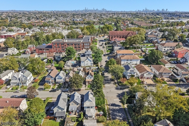 33 Myrtle Avenue Nutley NJ 07110