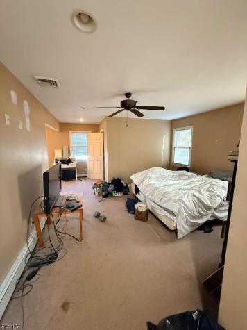 33 Park Drive Kenilworth NJ 07033