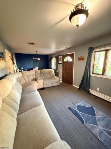 33 Park Drive Kenilworth NJ 07033