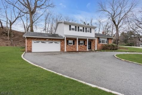 151 Kingwood Drive Little Falls NJ 07424