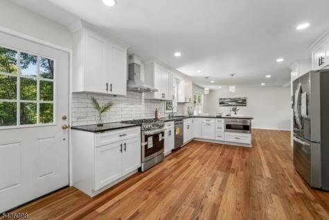 14 Witkowski Way Wayne NJ 07470