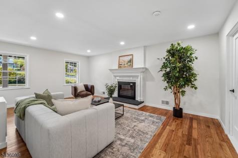 14 Witkowski Way Wayne NJ 07470